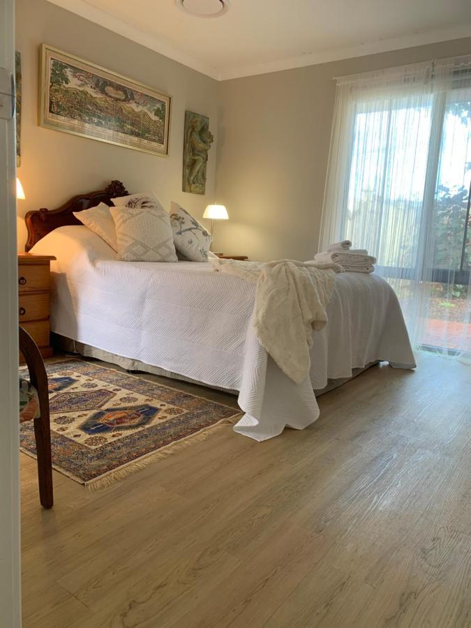 Forest Retreat Bed And Breakfast Margaret River ภายนอก รูปภาพ